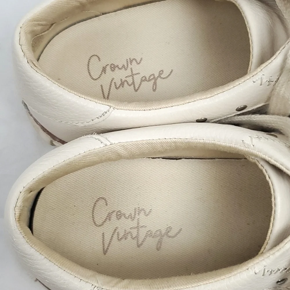 Crown Vintage Kalinda Pebbled‎ Leather Sneaker